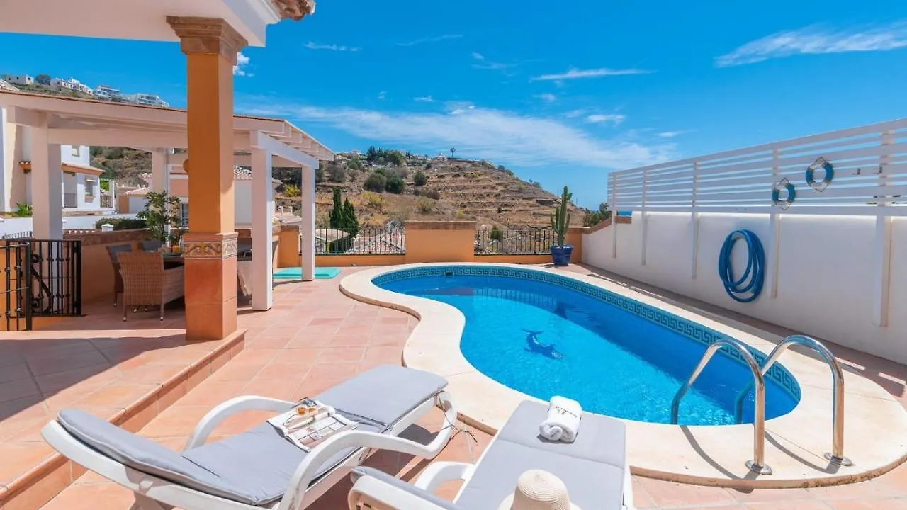 Villa Claudia Nerja By Ruralidays