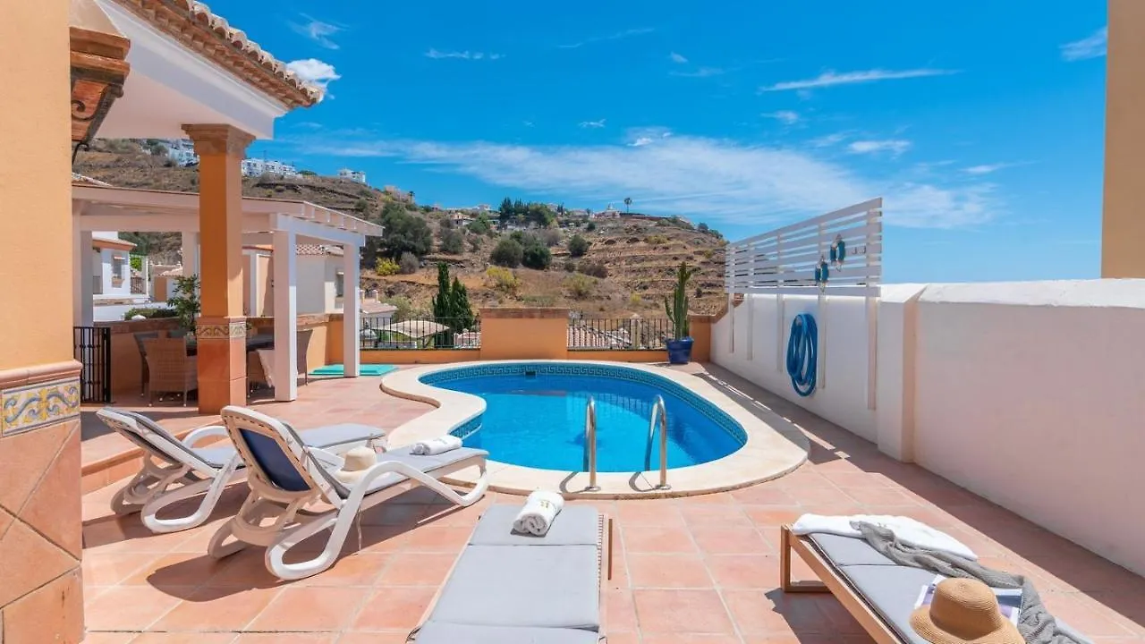 Villa Claudia Nerja By Ruralidays İspanya